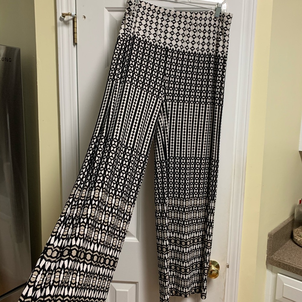 NWT CHICOS PALAZZO PANTS